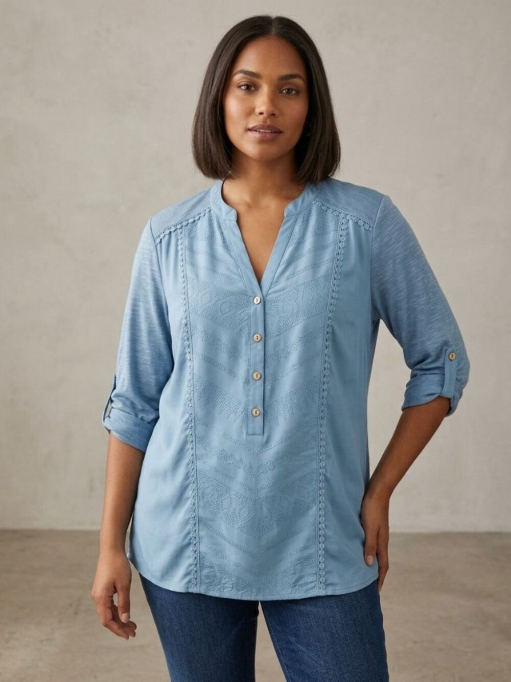 Democracy Blue Embroidered 3/4 Sleeve Button-Front Blouse Small